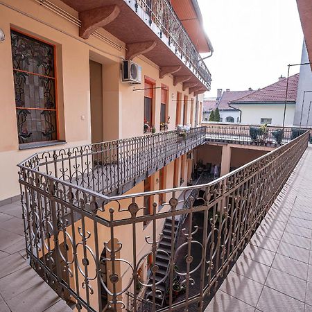 Kelemen Apartment Szeged Exterior photo